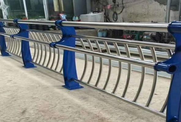 �����������������ײ��������